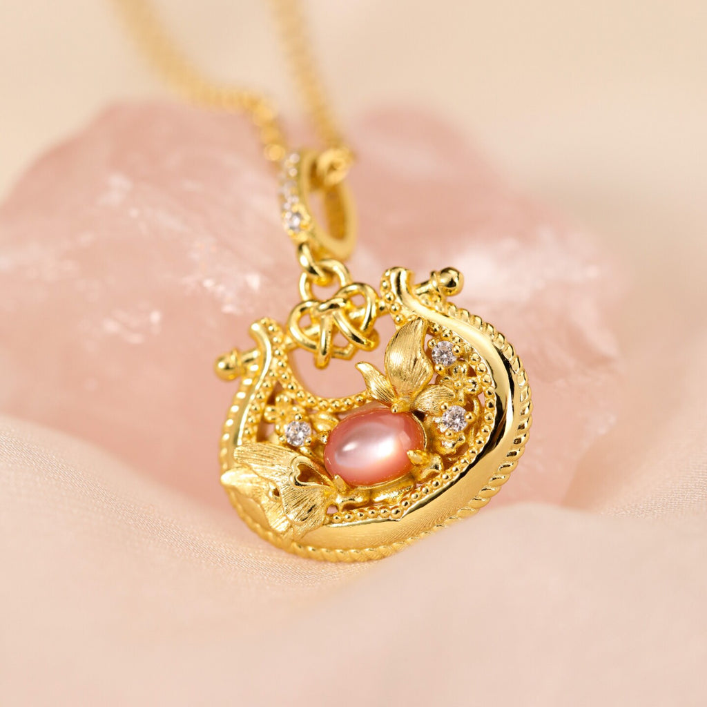 Original Chinese-Style Brushed Butterfly Interlocking Lock Necklace in Pink Pearl